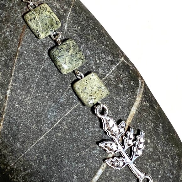 2/$20 Dark Green Serpentine Leaf Branch Necklace,Genuine Gemstone StainlessChain - Picture 9 of 13